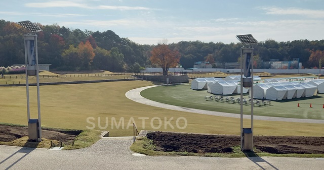 大芝生広場　モリコロパーク